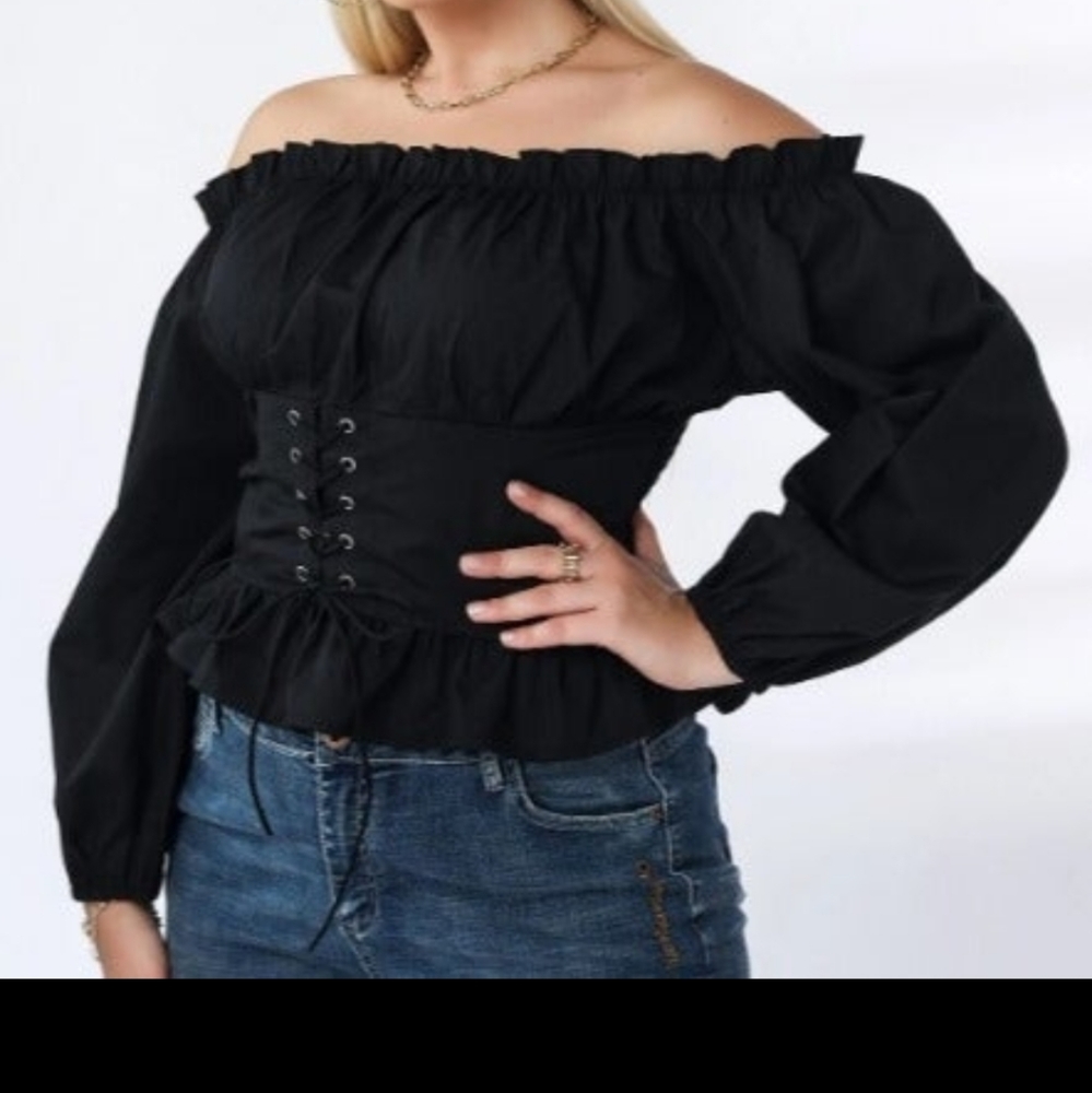 Super cute Gothic Corset type top 1 - 2 xl
